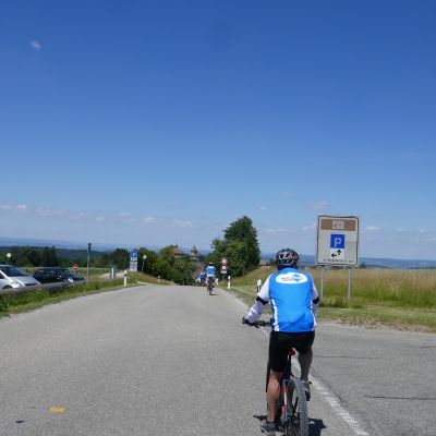 043 Die Kyburg in Sichtweite